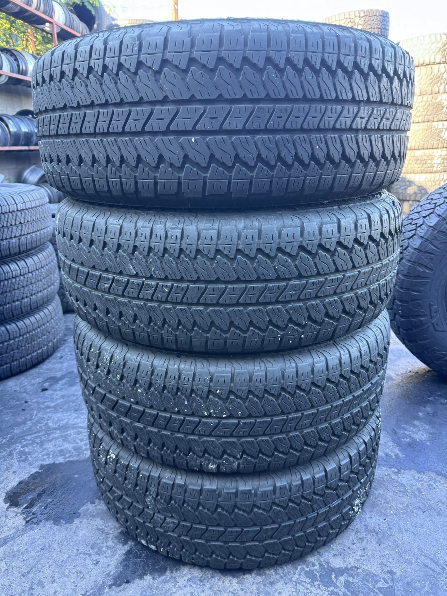 275/60/20 The Set Bridgestone