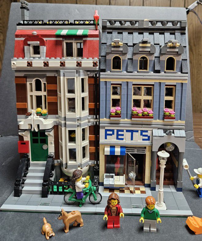 Lego Creator Shop for Sale Dearborn MI -
