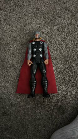 2013 Hasbro 12” Thor 
