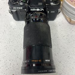 Minolta X-700 — a 35mm film SLR camera.