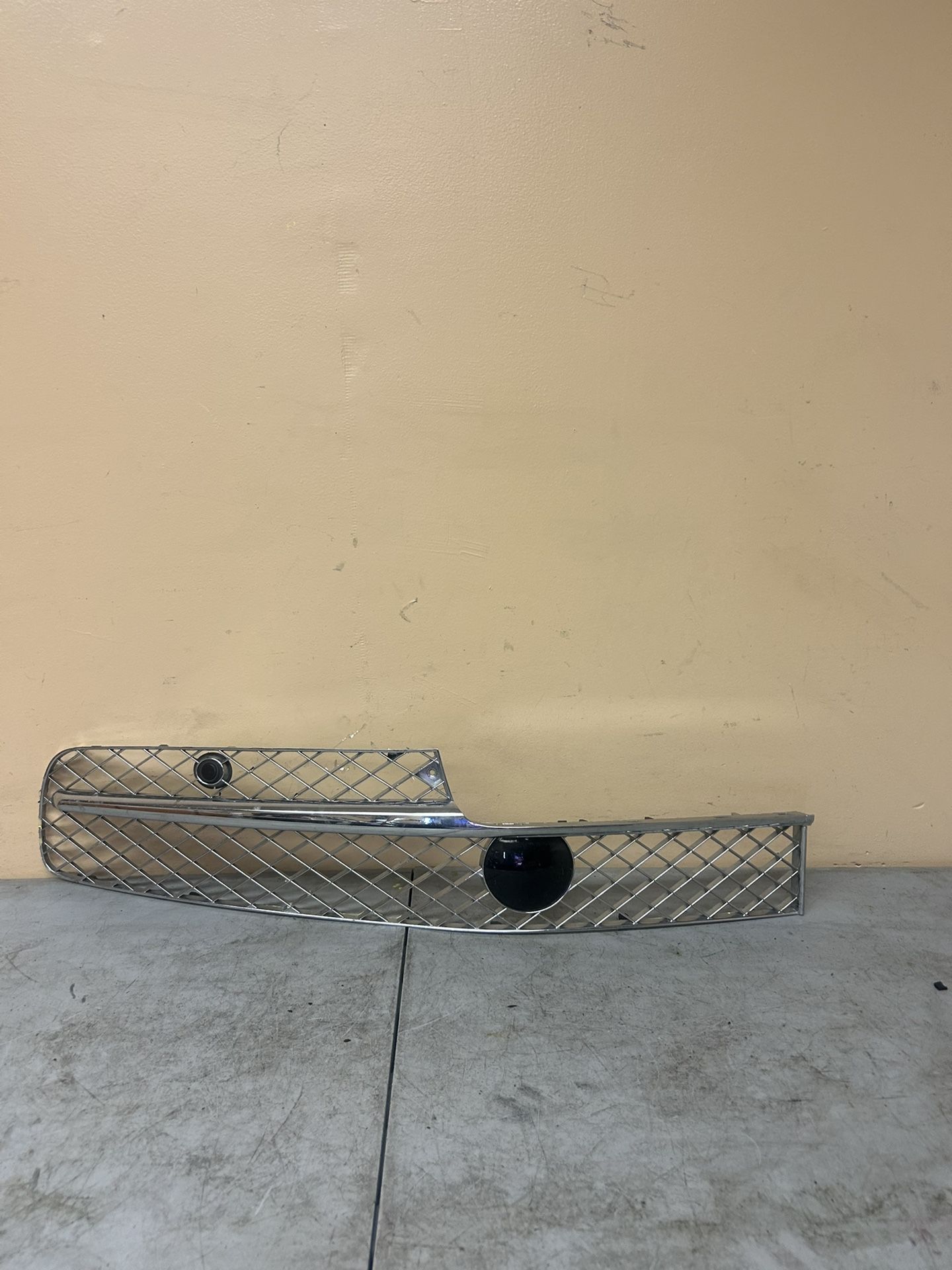 2014 2015 2016 2017 2018 Bentley Flying Spur Grille Insert And Sensor Oem