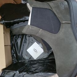 New mens UGG Boots 9.5 