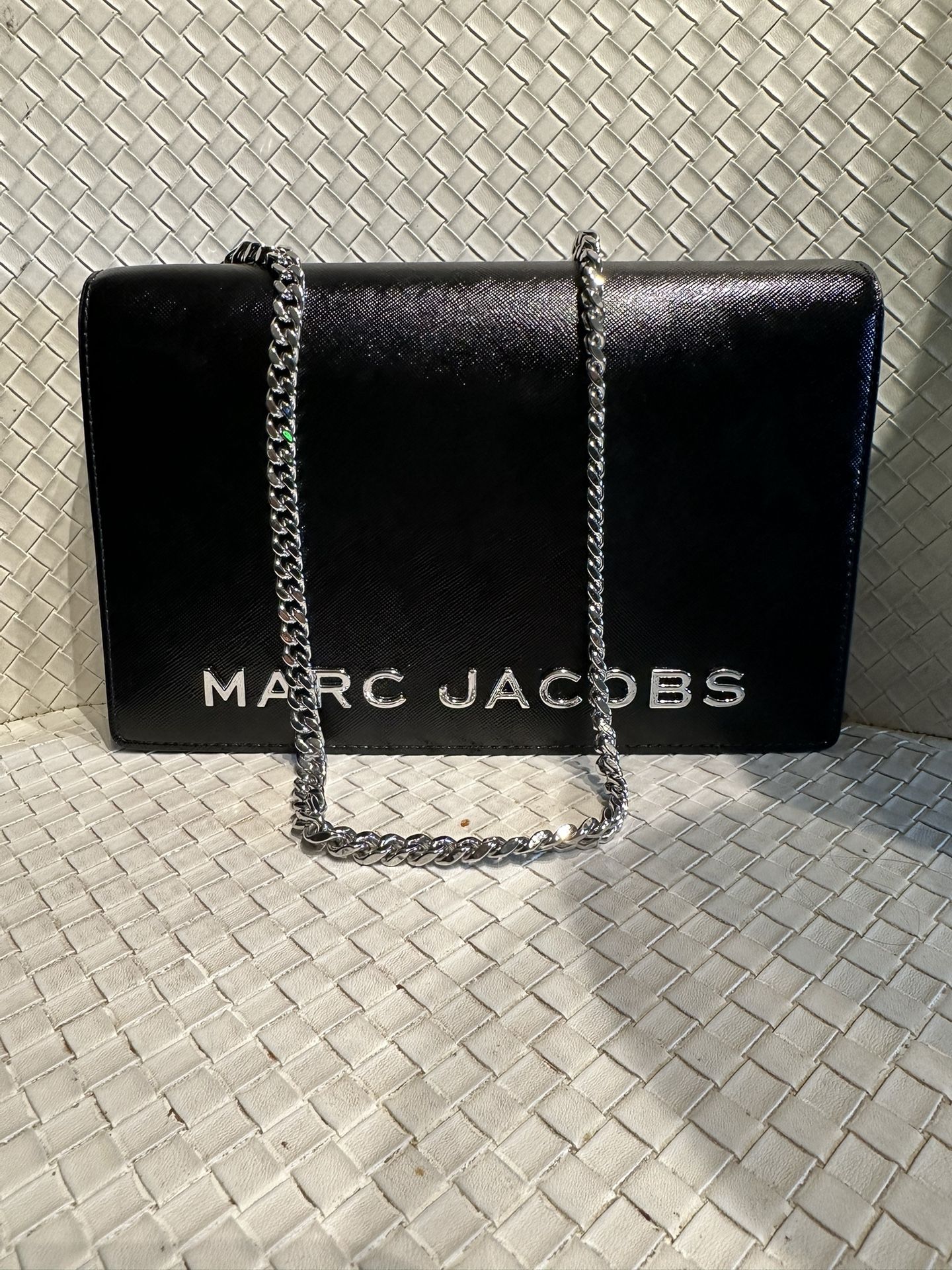 Marc Jacob’s Cross Body Chain Bag