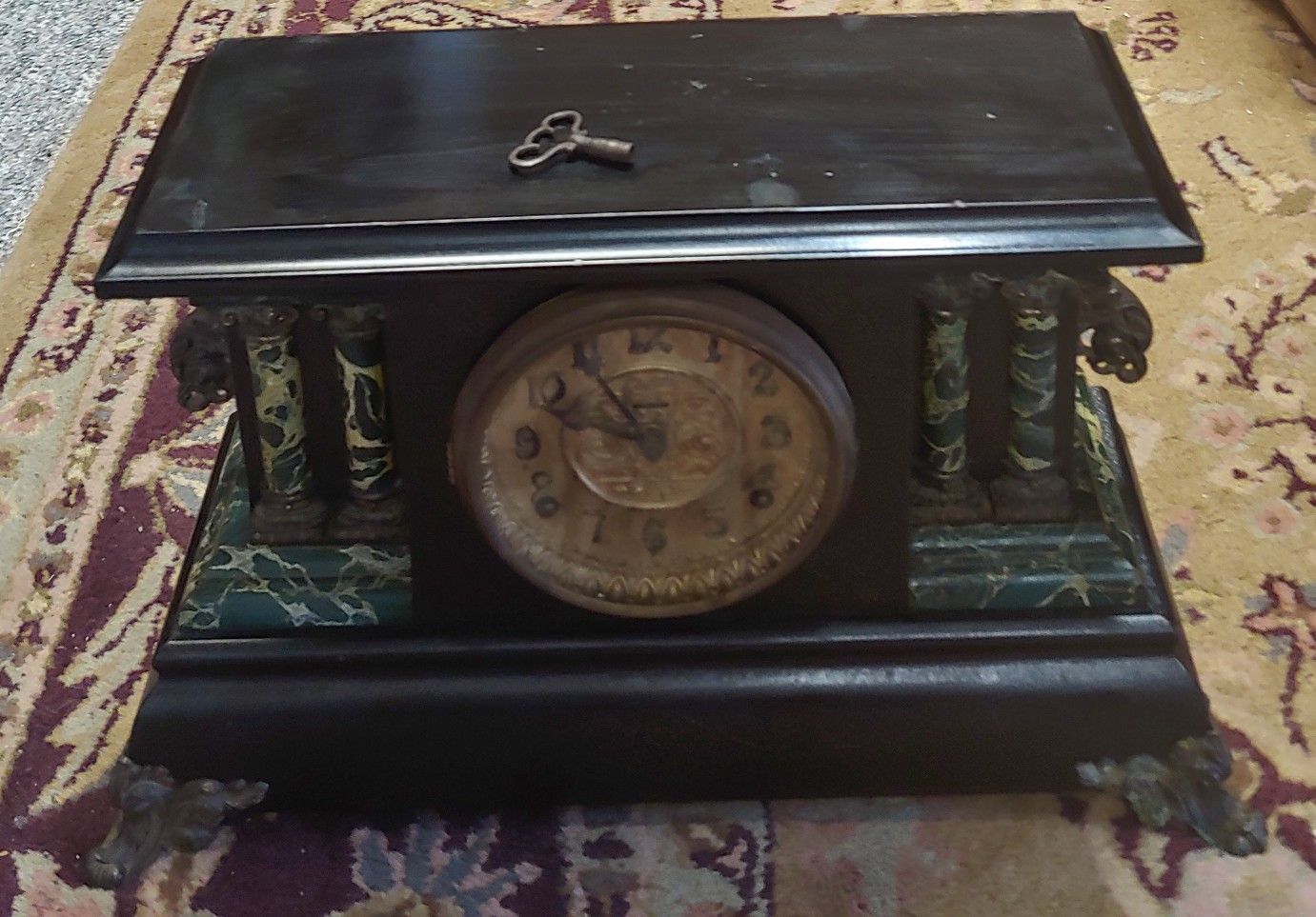 Antique Mantel Wind Up Clock