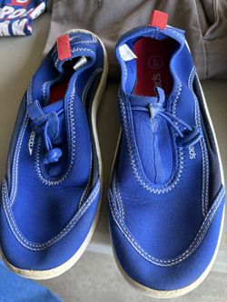 Water shoes