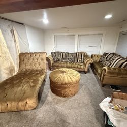 Couch set (Read Description )