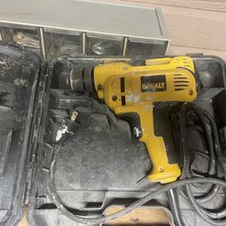 Dewalt Drill Kit