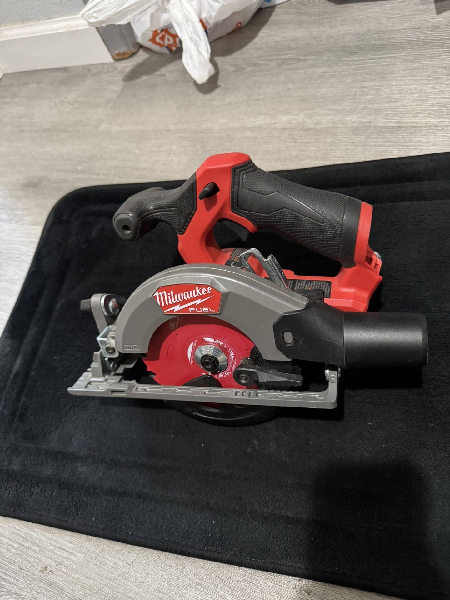 Milwaukee M12 5-3/8 In Circular Saw