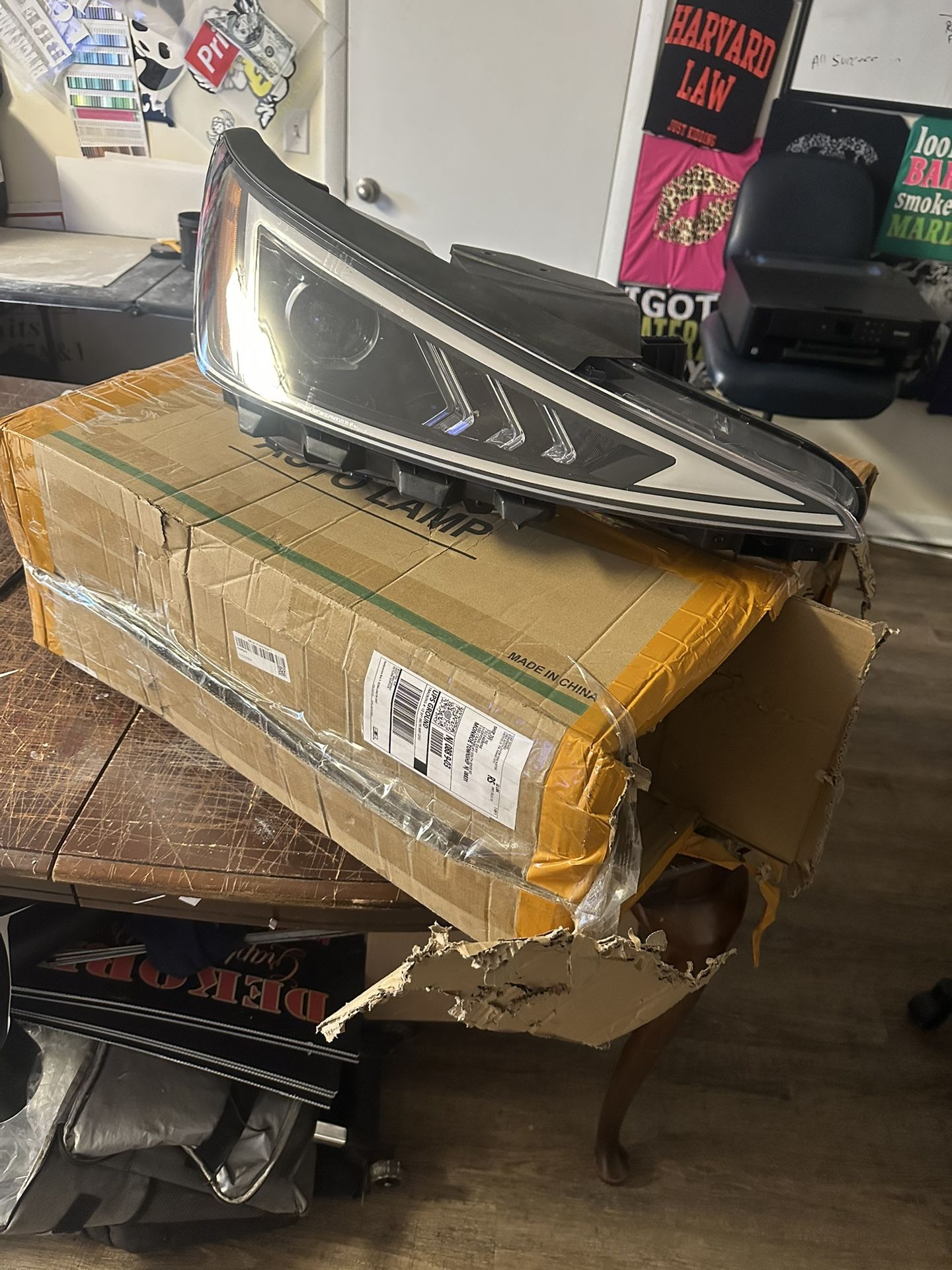 Hyundai Elantra Headlight Assembly