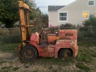 Pettiebone Mercury Forklift