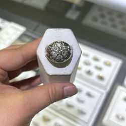 Size 10 14 K Wg 1.5 Ct Ring 