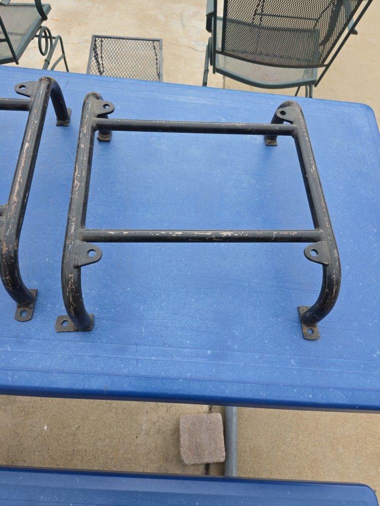 Seat Mounts