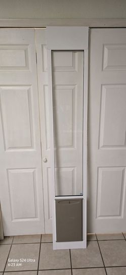 Large PetSafe Doggie Door