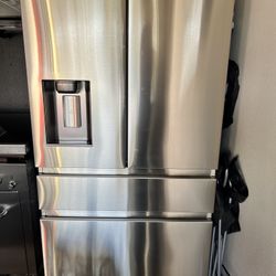 Refrigerator