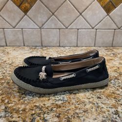 Ugg black flats loafer shoes 8.5 