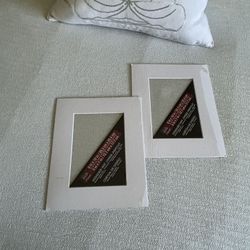 White Photo Mat Set