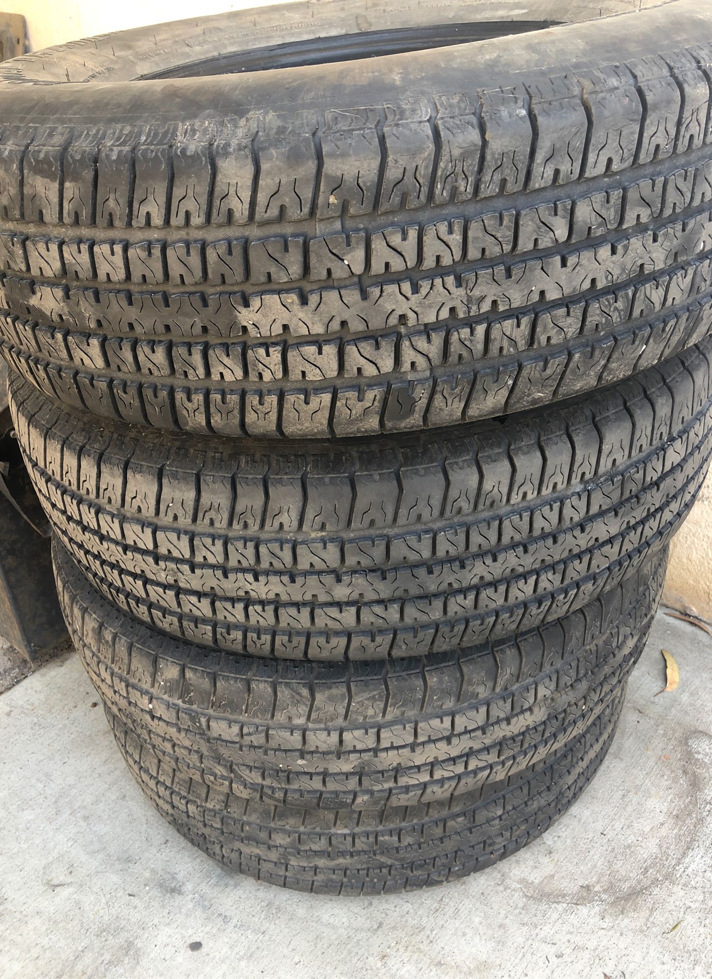 Carlisle Trailer Tires 225 75 15