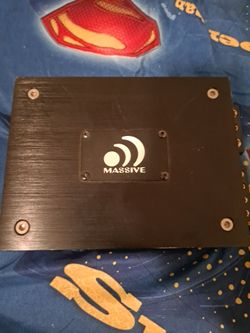 Massive 800 RMS amplifier; works very well