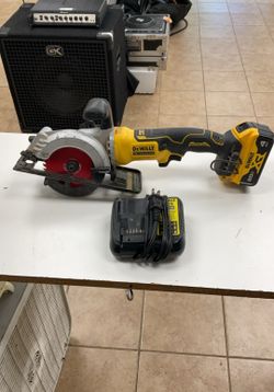 DeWalt DCS571 20V MAX Atomic Brushless 4-1/2 in. Circular Saw