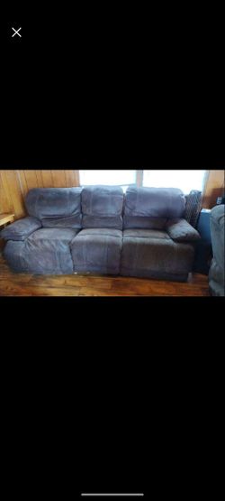 Electric Motorized Sofa Recliner Works Great  Make Offer Needs To Be Gone ASAP