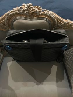 LV men bag