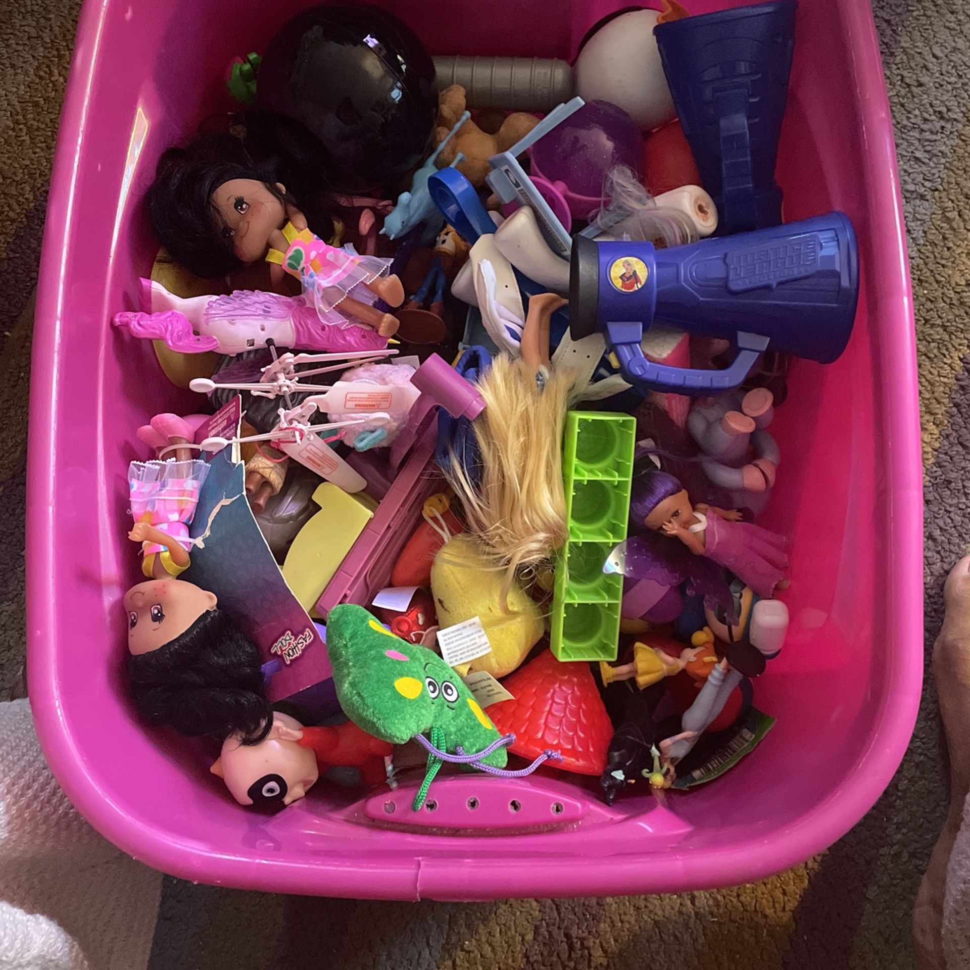 Box Of Mixed Toys …. Shopkins, My Little Pony’s, Disney Toys, And Lots More . Must Go ……. 