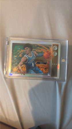 LaMelo Ball Hornets bowman anime case hit