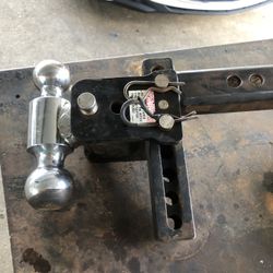Trailer Hitch BW Good Condition 