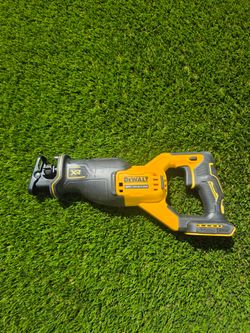 DeWalt 20V XR Brushless Reciprocating Saw