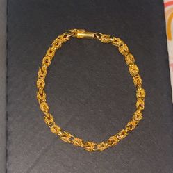 14k Solid Gold Byzantine Bracelet 