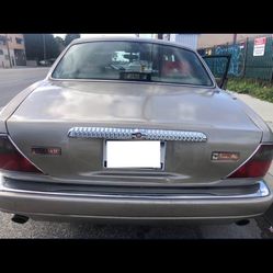 1997 Jaguar Vanden Plas
