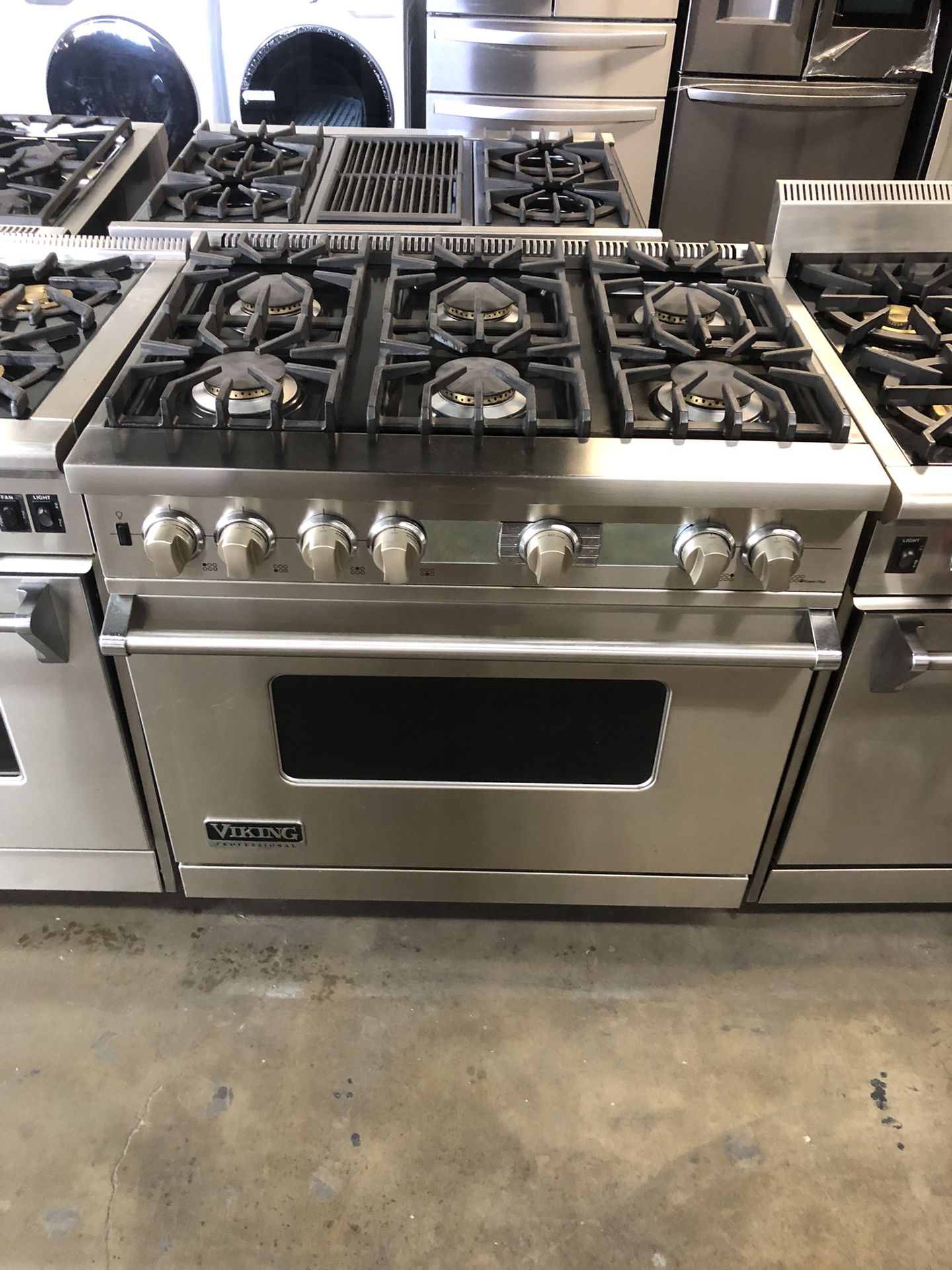 Viking 36” Stainless Steel Dual Fuel Gas Range Stove 