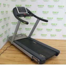 Technogym Jog 700 Treadmill 