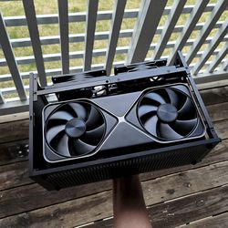 𝗙𝗼𝗿𝗺𝗗™ 𝗧𝟭 V2.5 RTX™ 5080
+ I7 14700K Enthusiast Gaming PC