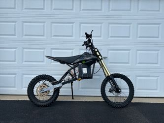 Heavily Modified 72v Razor