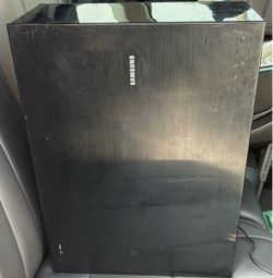 Samsung surround sound subwoofer
