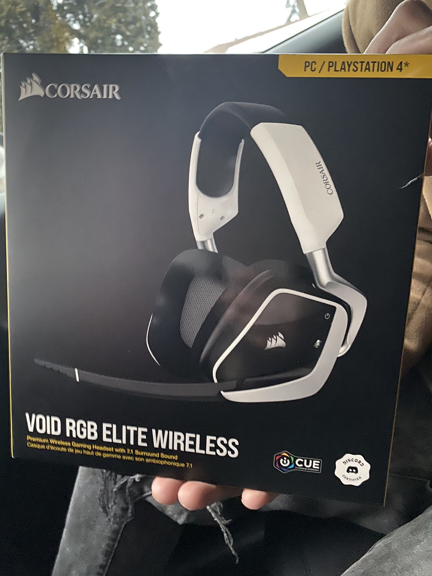 Corsair Wireless gaming headphones