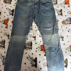Men’s Levi Jeans 