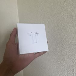 Airpods 2nd Generation 