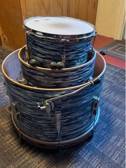 Ludwig Blue Oyster Pearl 3 Piece Drum Set