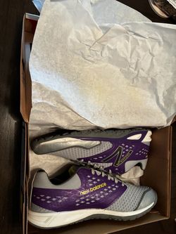 New Balance Minimus Shoes - Women’s Size 7