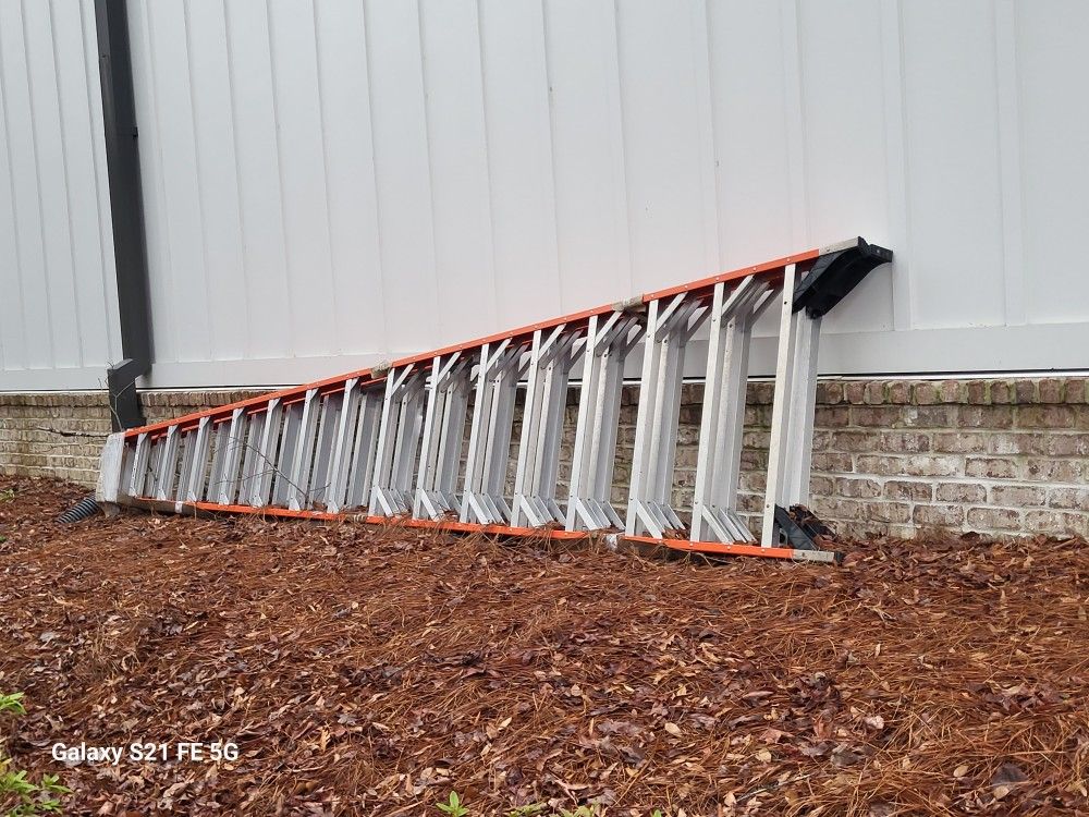 16ft Step Ladder