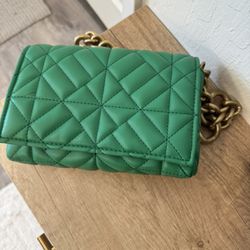 Zara Green Shoulder Bag/clutch With Chunky Rusted Golden Chain