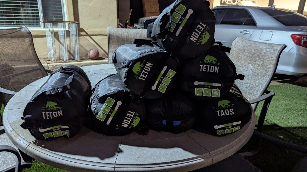 7 Sleeping Bags Located In Mesa Used Ones 💥85x33💥