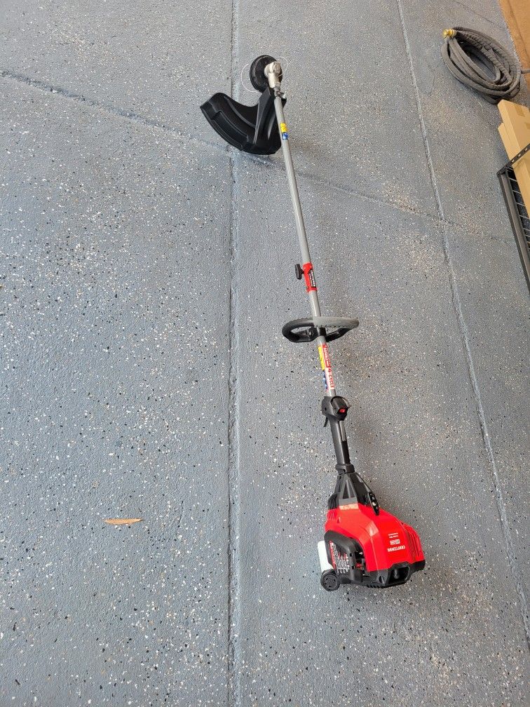 Craftsman 4 Cycle Weed Eater for Sale in Lake Elsinore, CA OfferUp