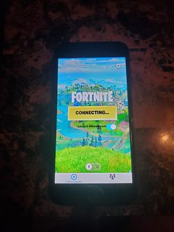 iPhone 7 32g with fornite