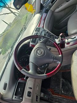 Lexus ES300