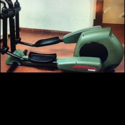 Life Fitness Commercial Elliptical delivered