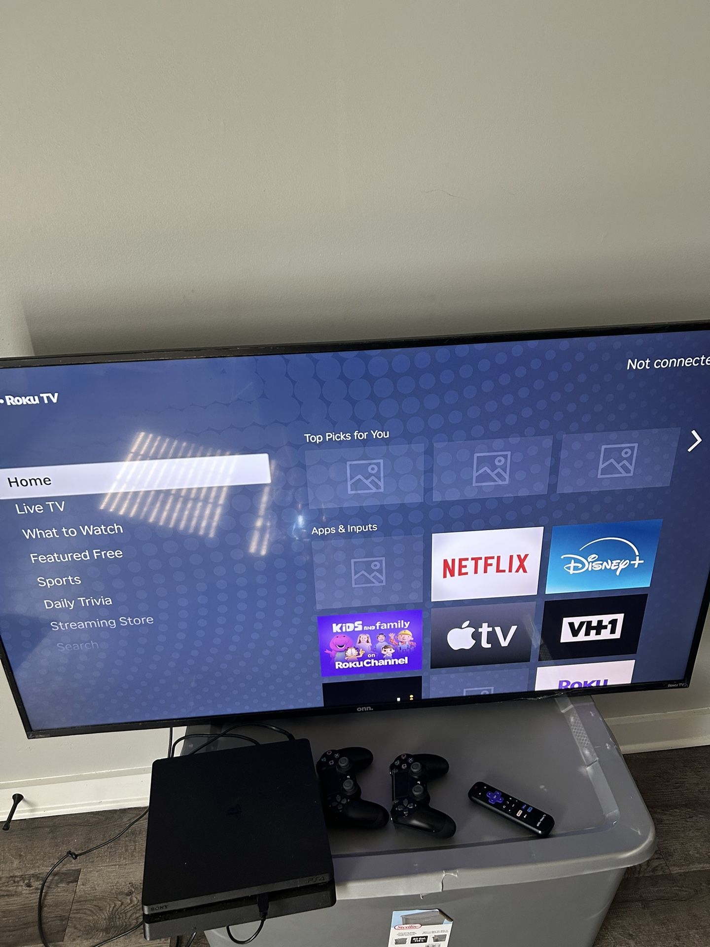 55 In Roku Tv Brand New