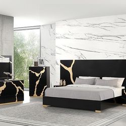Brand New Black & Gold Contemporary Style 4pc Queen Bedroom Set (Available In Eastern King)